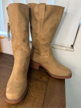 Unionbay tan nude brown suede Women's Maude Pull On Tall Boot 9 new